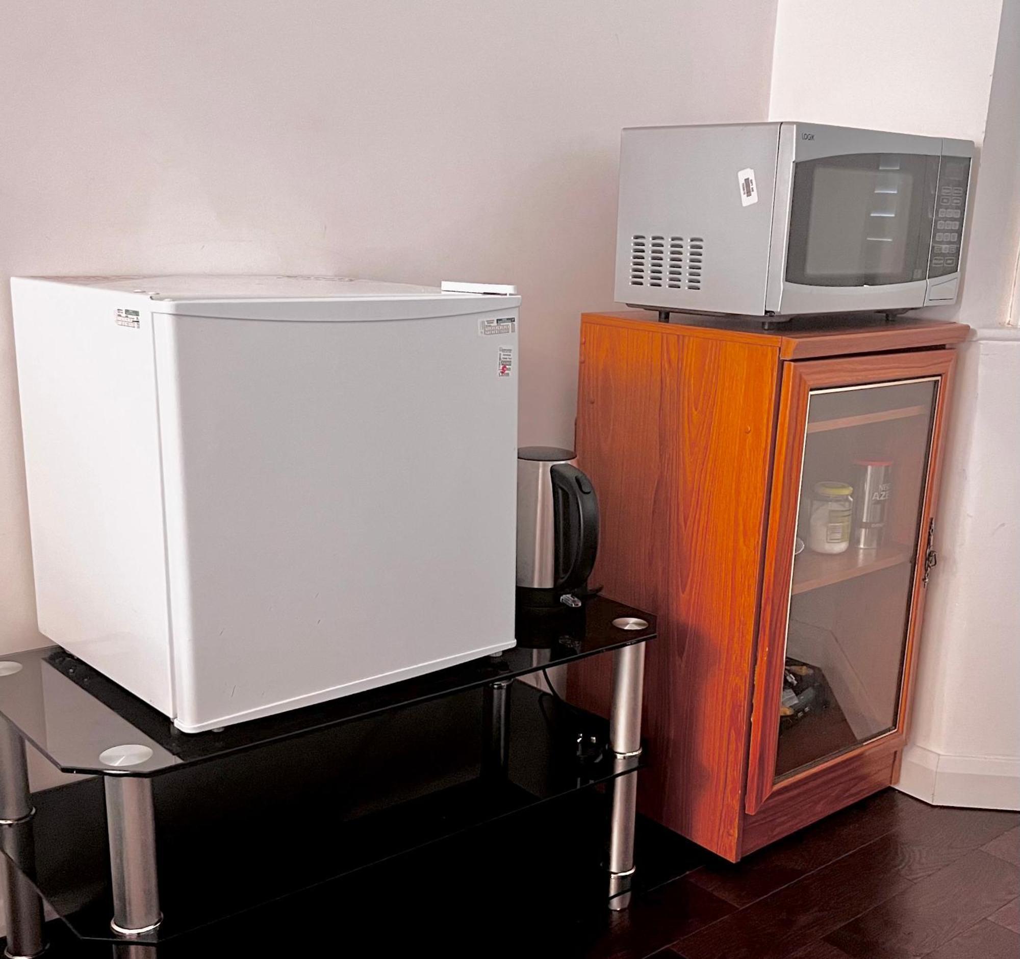 Place In Luton-s, Micro-oven, Fridge , Free-parking Luton (Bedfordshire)